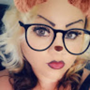 Meet your Posher, Krystal